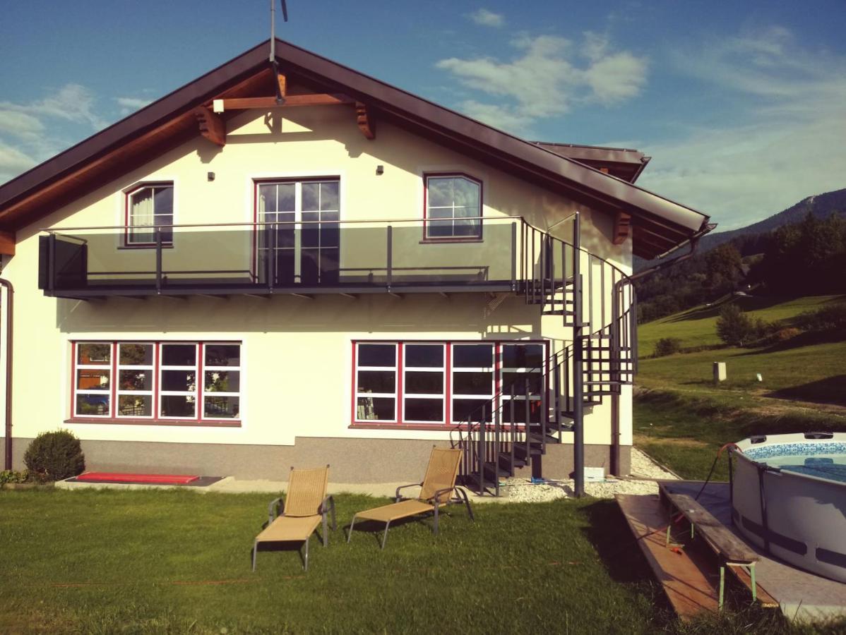 Chalet Petra Aich  Luaran gambar